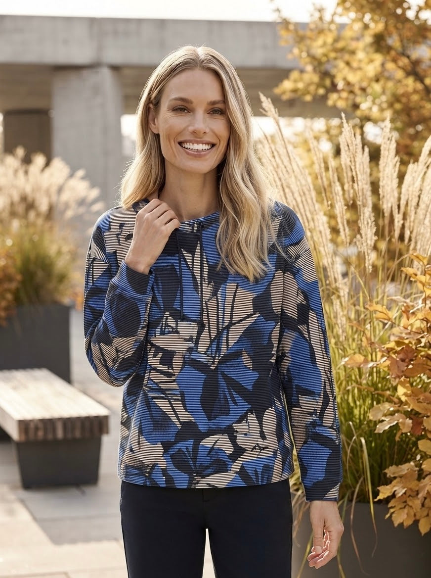Pullover with Print