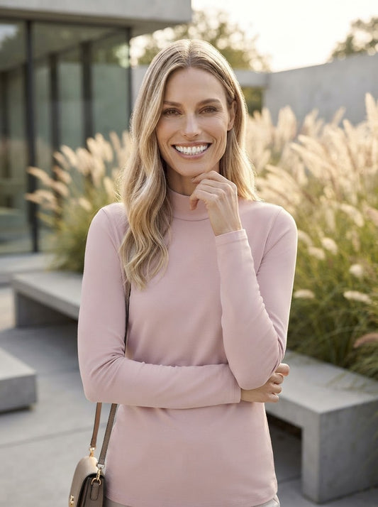 Long-sleeved Turtleneck