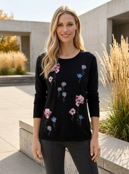 Pullover with Embroidery